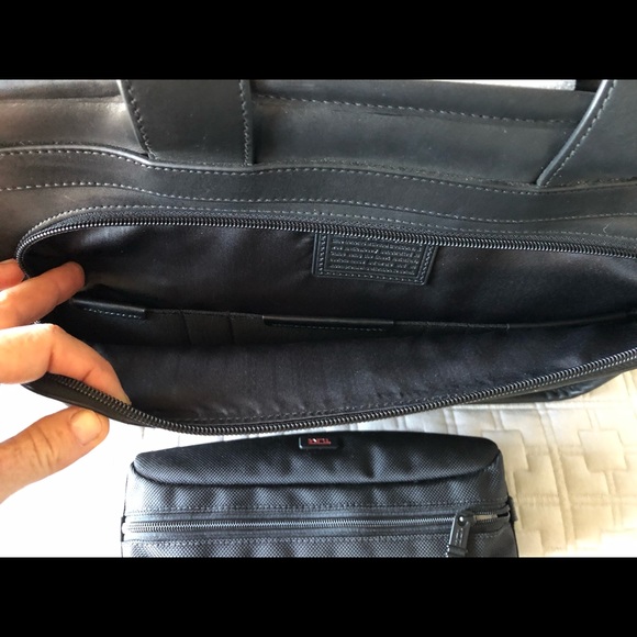 Tumi Black Leather Computer Bag NEW/Never Used - Picture 7 of 8
